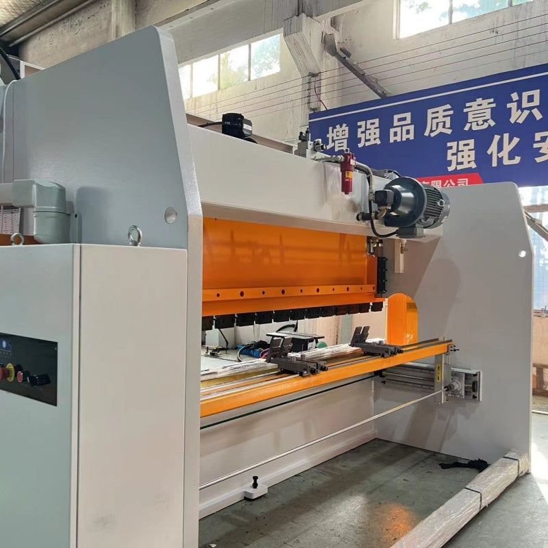 CNC BENDING MACHINE2